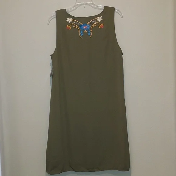 JW Style Embroiderd Dress NWT - Picture 4 of 9
